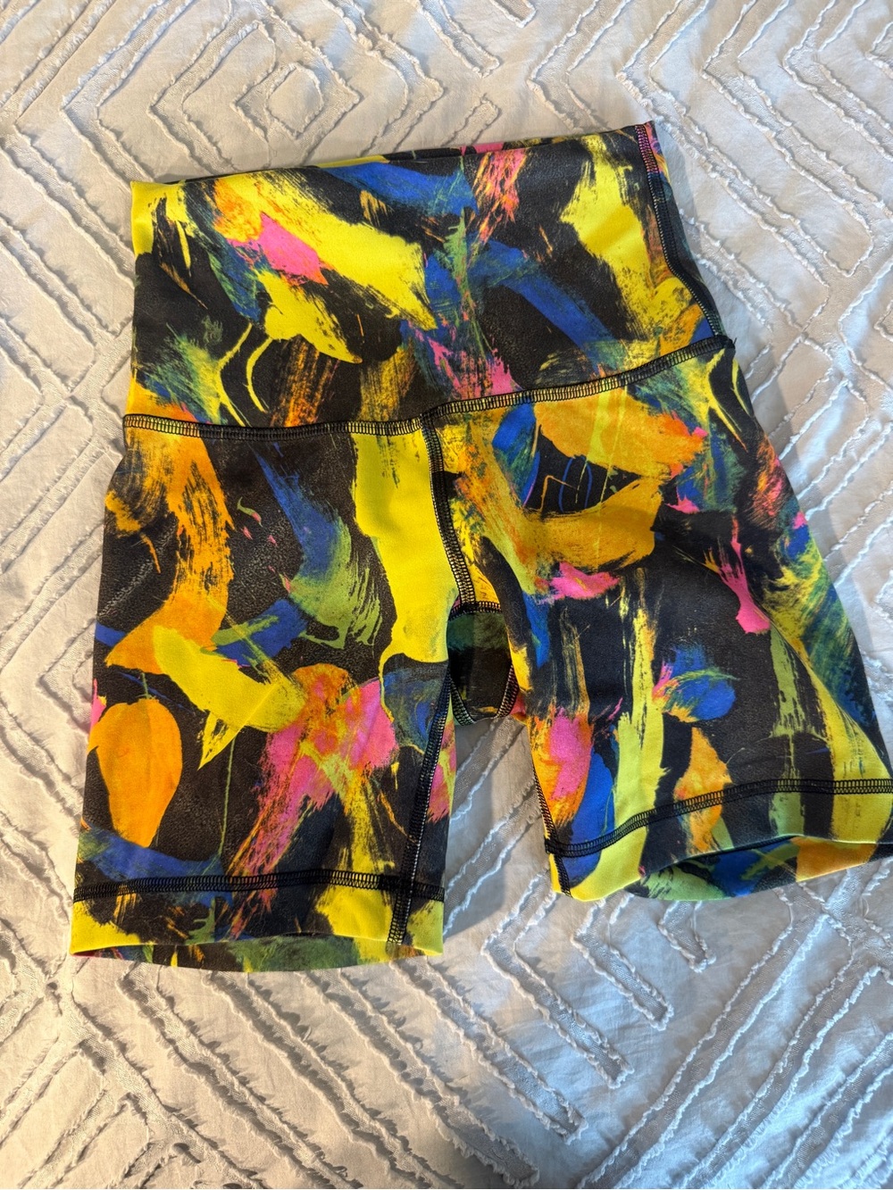 NWOT Lululemon High-Waist Multicolor Painted-Print Women’s Bike Shorts